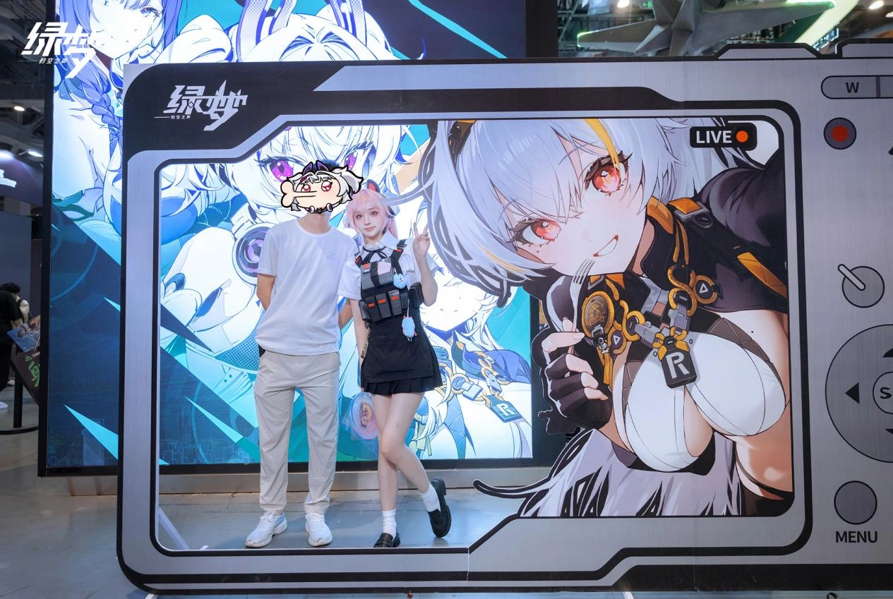 二次元ACT新游燃动BW2025《绿梦：时空之声》展台引爆现场试玩热潮