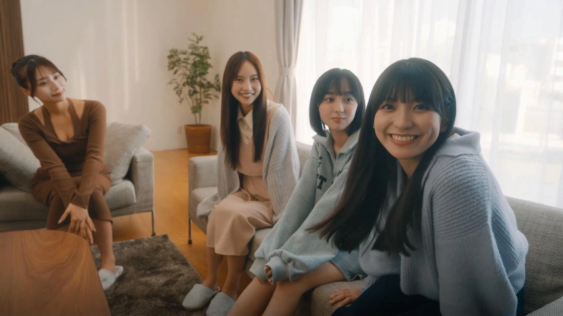 嘟嘟嘟恋爱信号响不停美女室友们游戏合集