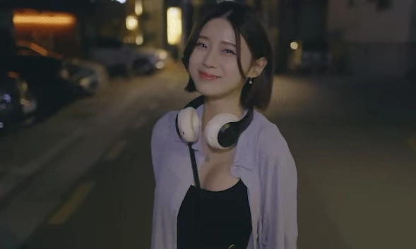 阿西美女室友竟然手机版